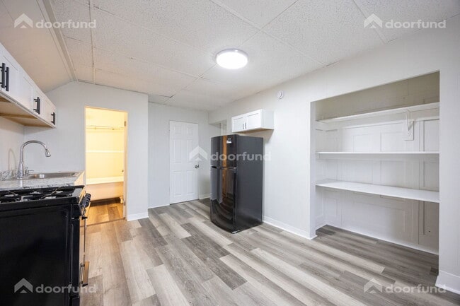 Building Photo - 3 Lyman St