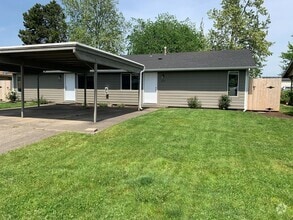 Building Photo - Gro01 - Campbell Dr Se