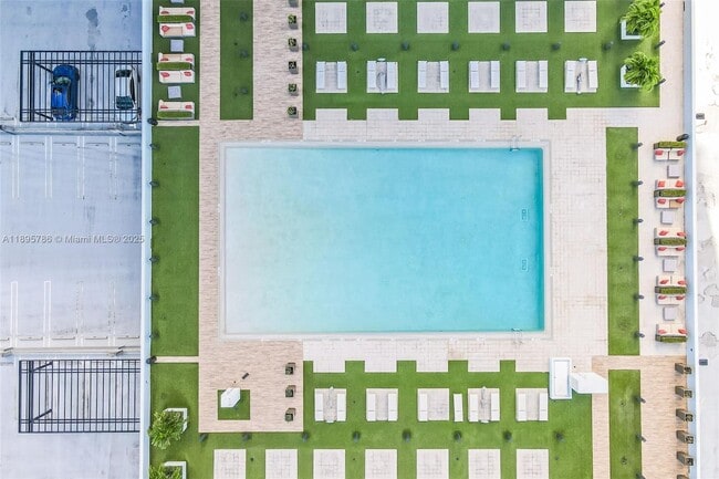 Building Photo - 5252 NW 85th Ave