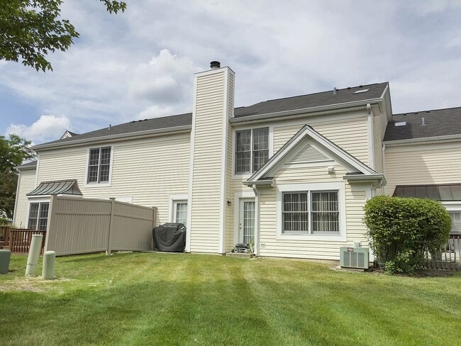 Building Photo - 4902 Turnberry Dr