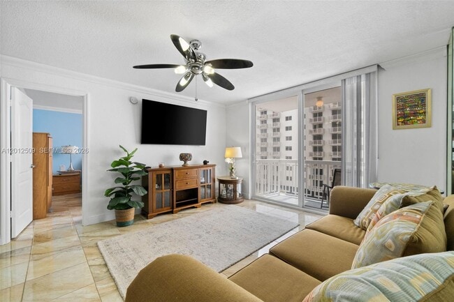 Building Photo - 401 Ocean Dr