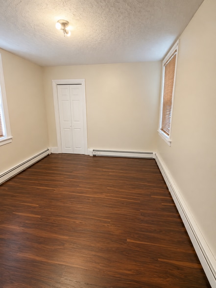 Bedroom 3 - 37 Bowers St