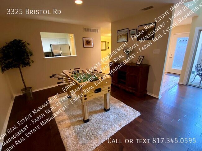 Building Photo - 3325 Bristol Rd