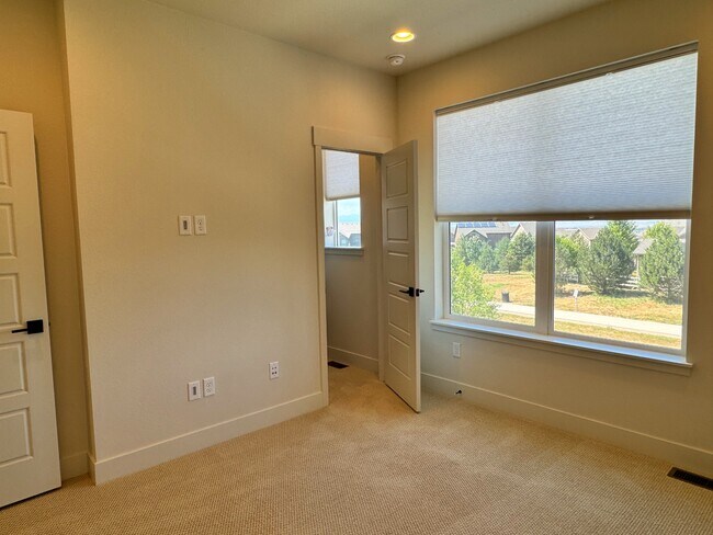 Building Photo - 2474 W 167th Ln