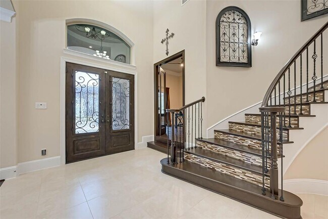 Building Photo - 17519 Galloway Forest Dr