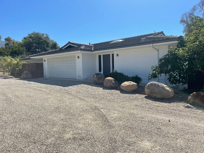 Building Photo - 4491 La Paloma Ave