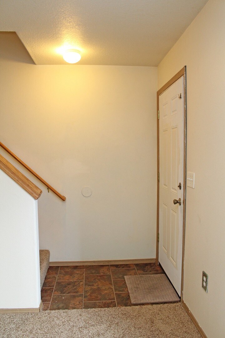 Building Photo - 3548 SE 119th Ave