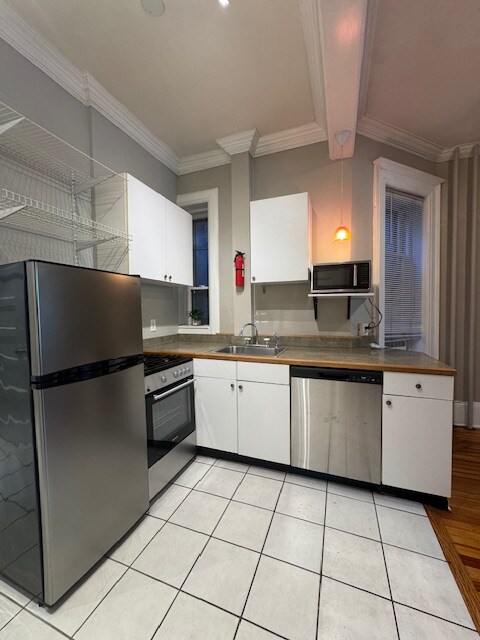 Building Photo - 544 Madison Ave