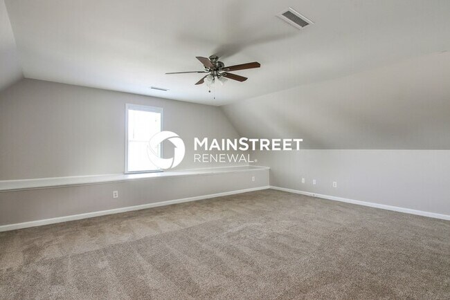 Building Photo - 4 Bedroom Pet-Friendly Home in Clayton, NC with Main Street Renewal