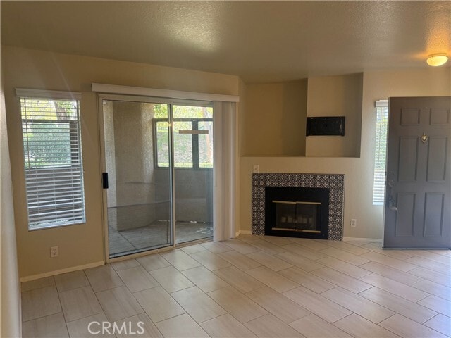 Building Photo - 1 Pomelo