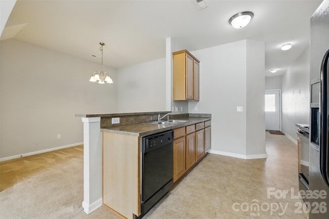 Building Photo - 4226 Lotts Pl