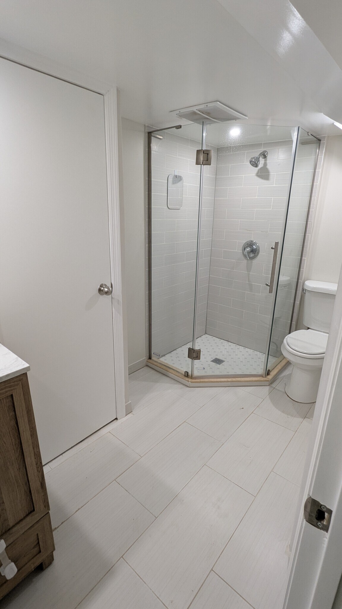 Bathroom - shower - 84-24 129th St