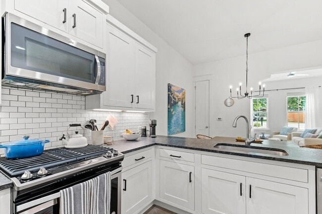 Building Photo - 3206 Garden Villa Ln