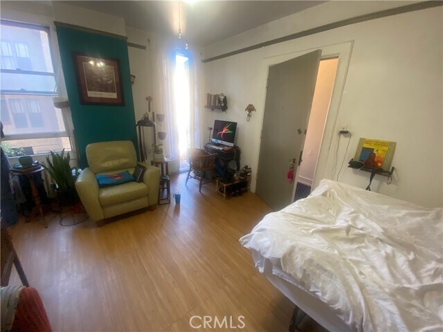 Building Photo - 455 E Ocean Blvd