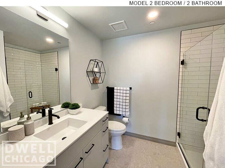 Building Photo - 2145 N Elston Ave