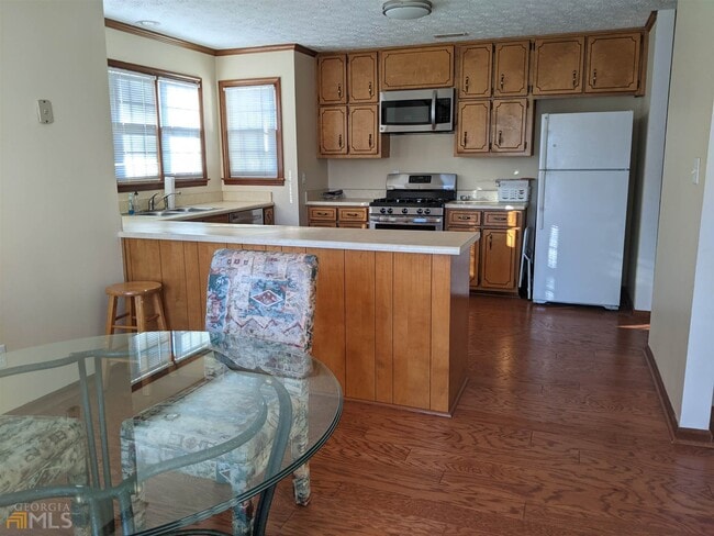 Building Photo - 137 Hilo Rd