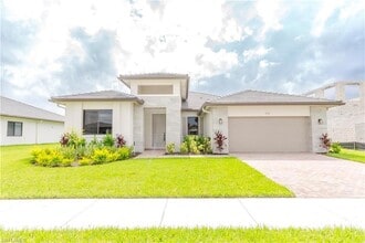 Building Photo - 5114 Panella Ave