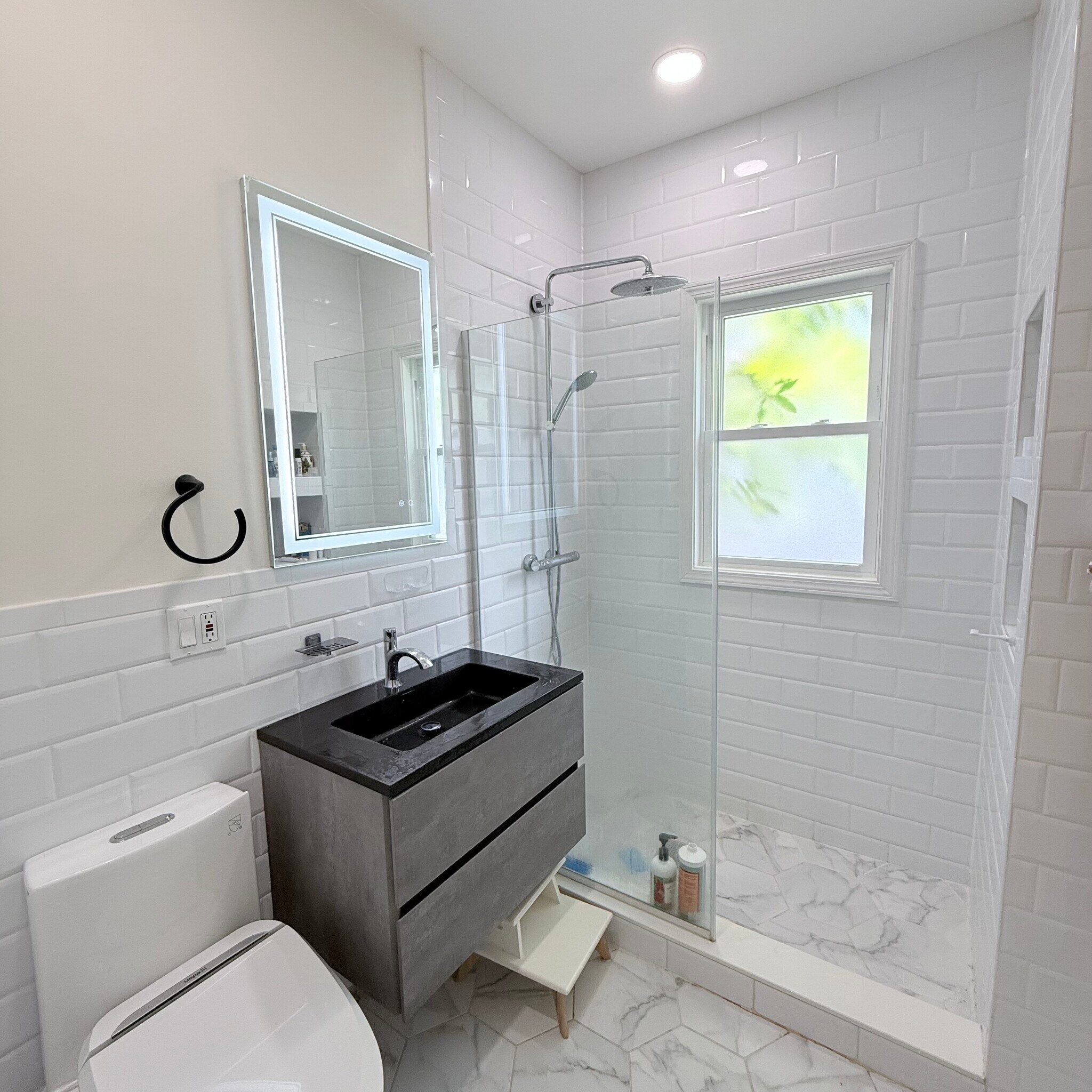 Bathroom 2 - 21 Harlow St