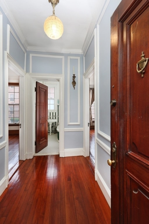 Building Photo - 1514 Beacon St