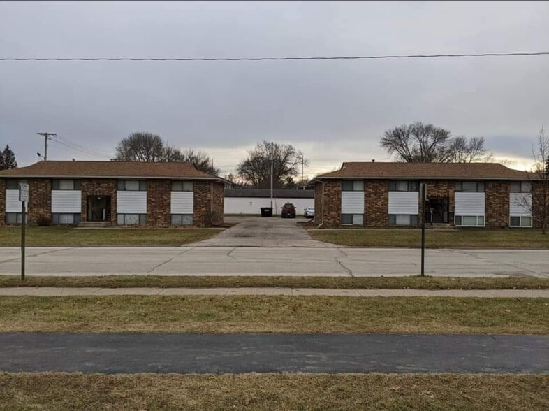 Building Photo - 3621 Dalewood Ave SE