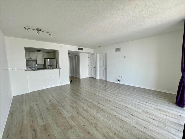 Building Photo - 900 SW 8th St