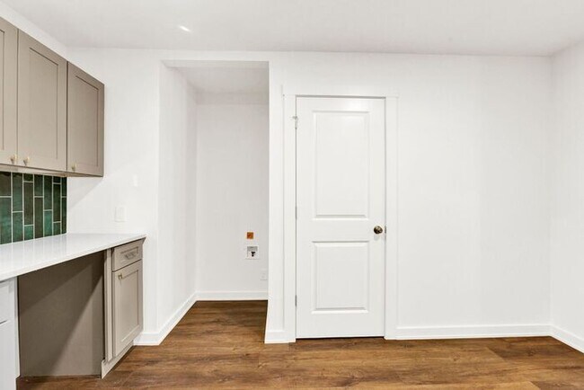 Building Photo - Stunning 3-Bedroom Home with Modern Upgrades in Tulsa