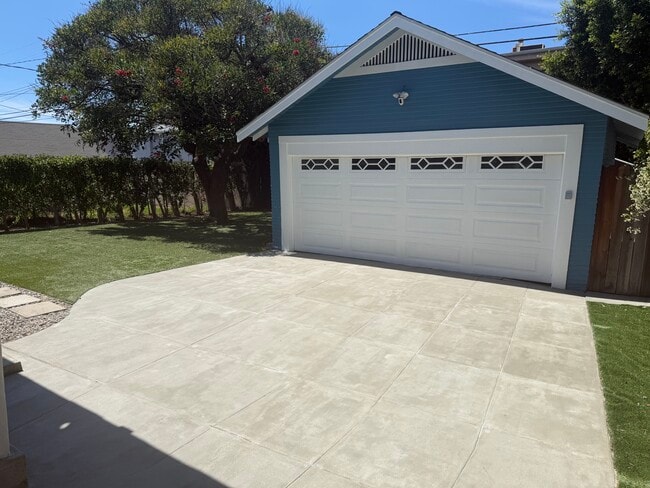 Garage and Backyard - 713 S Bronson Ave