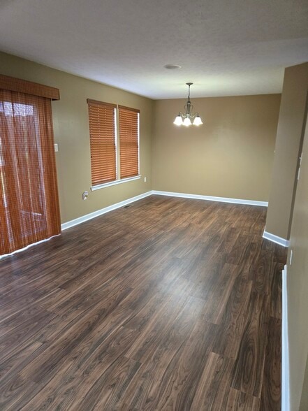 Dining room - 1812 Michael Dr
