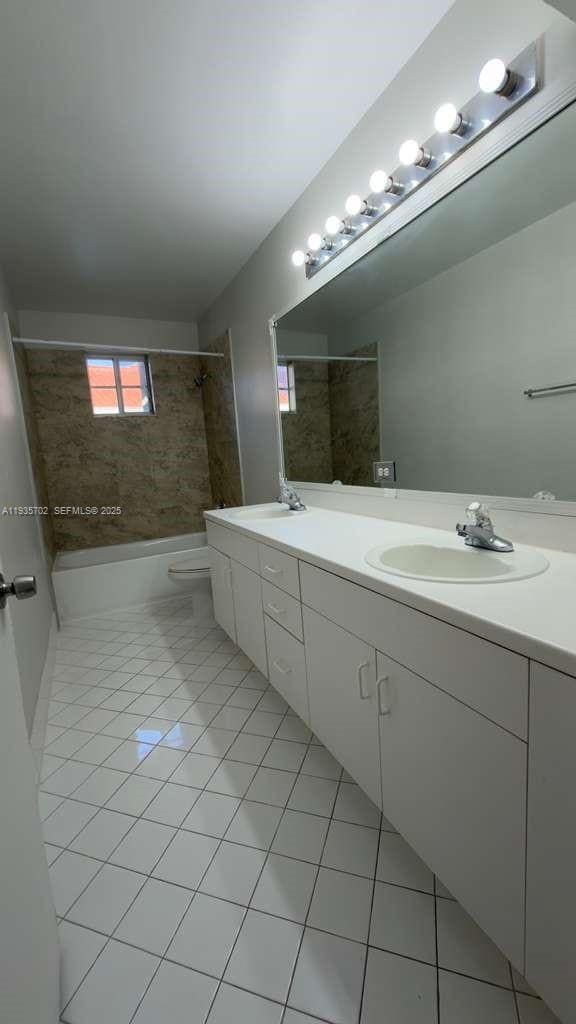 Building Photo - 3948 San Simeon Ln