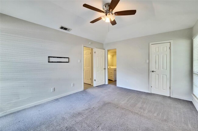 Building Photo - 2406 Sheri Oak Ln