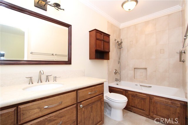Building Photo - 40 Dearborn Cir
