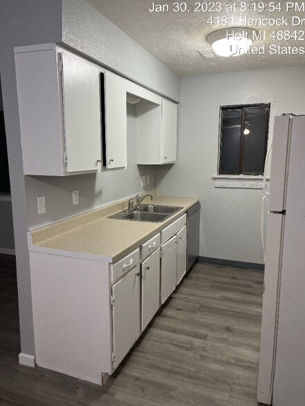 Building Photo - 4181 Hancock Dr