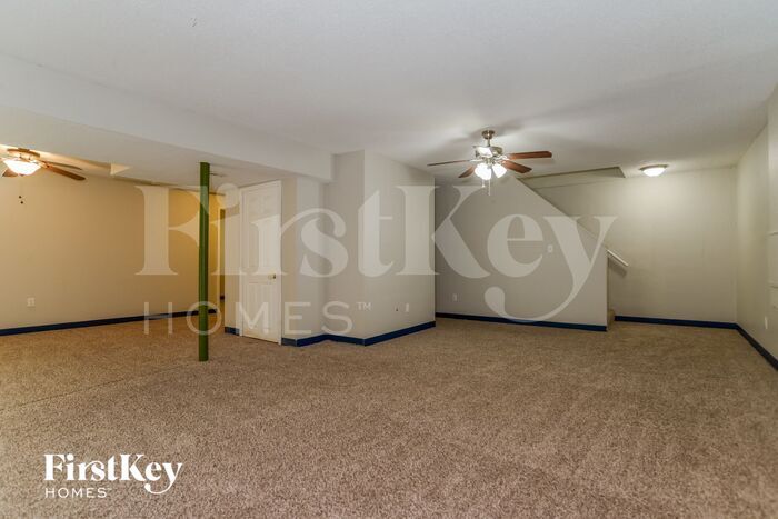 Building Photo - 13209 S Foxridge Dr