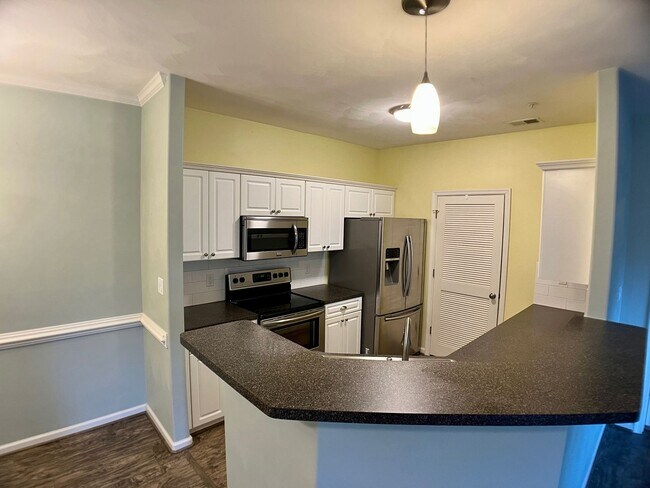 Building Photo - Cypress Point Condo for Rent