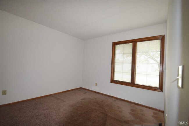 Building Photo - 7455 Montclair Dr