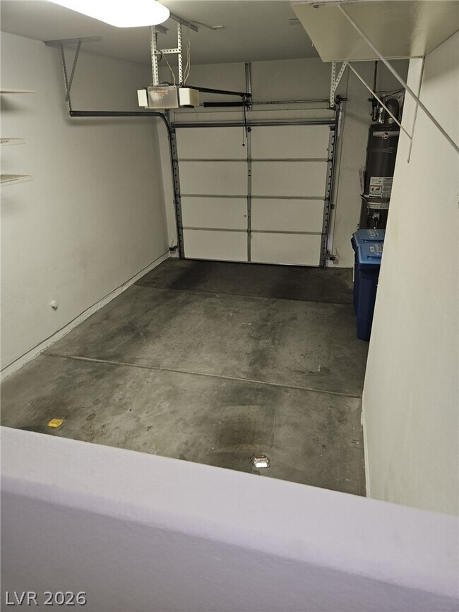 Building Photo - 9901 Trailwood Dr