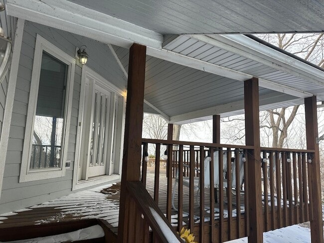 Building Photo - 16 Cedar Trail