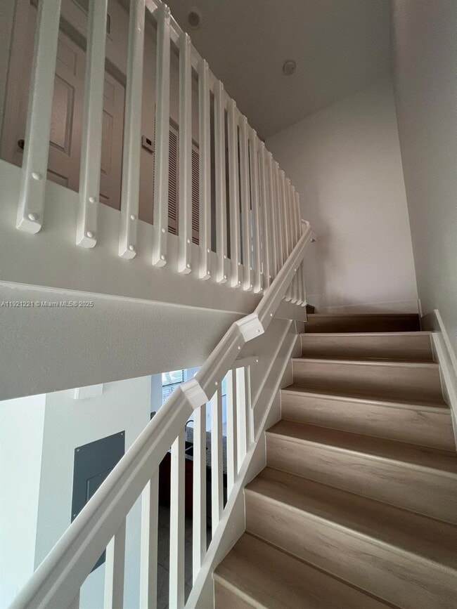 Building Photo - 9399 W 33rd Ln