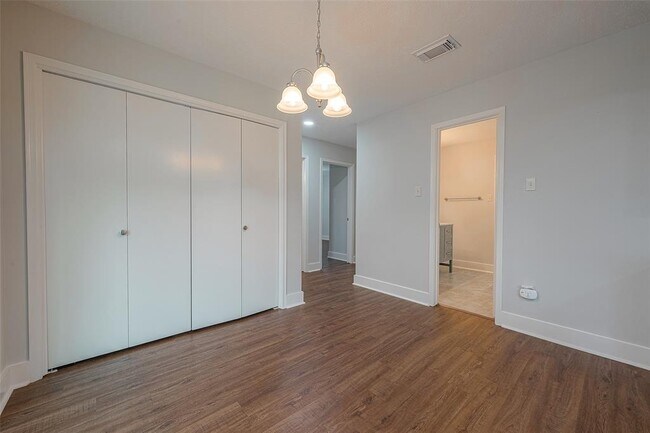 Building Photo - 7910 Litchfield Ln