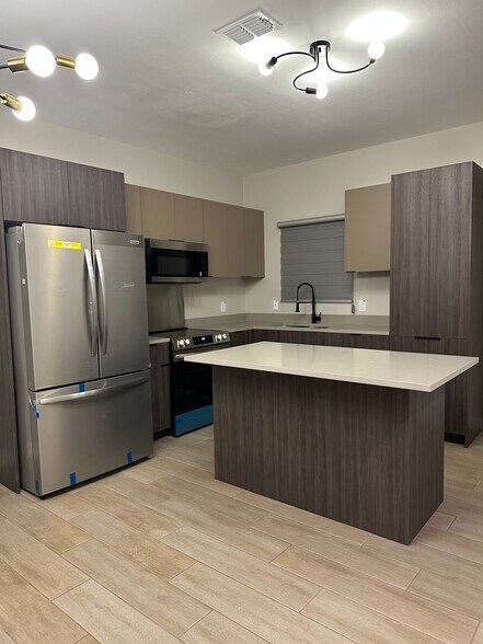 Building Photo - 3609 Arbe Dr