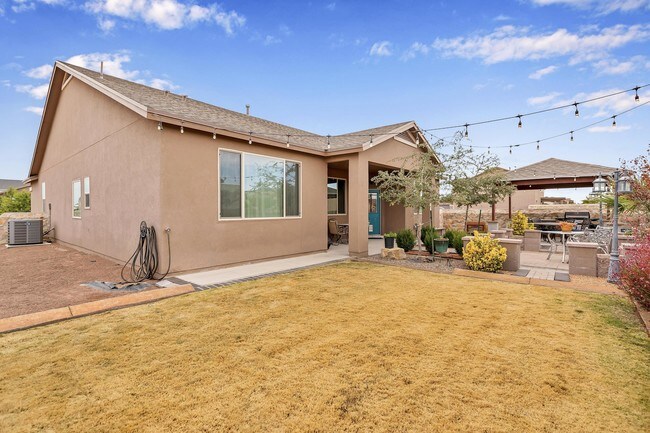 Building Photo - 14713 Rockbridge
