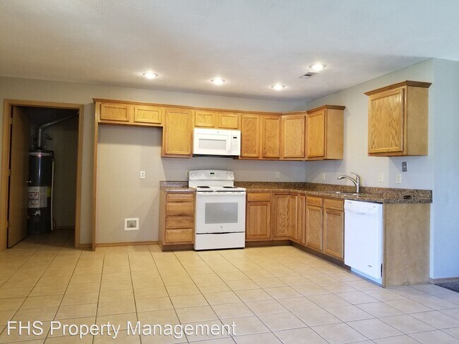 Building Photo - 3 br, 2 bath House - 126 N Bailey Circle U...