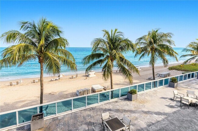 Building Photo - 2711 S Ocean Dr