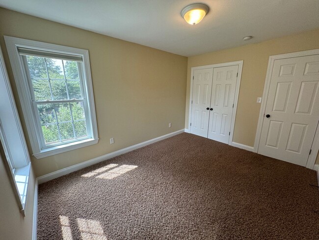 Building Photo - West AVL - Truly Special Custom Build!