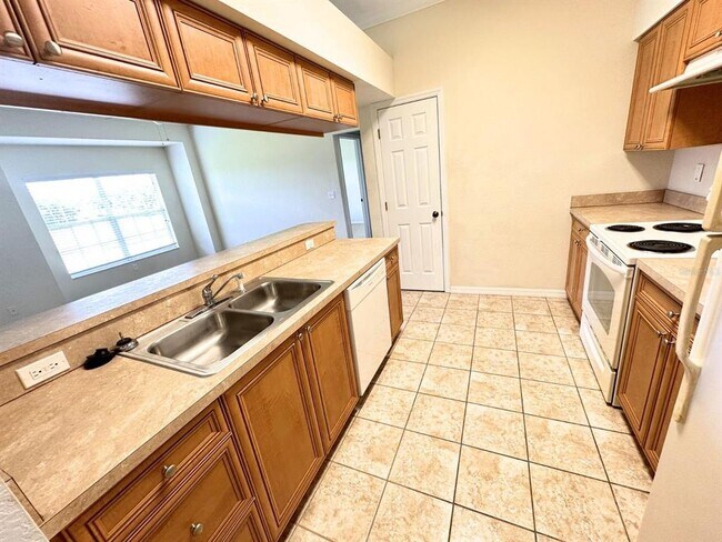 Building Photo - 407 Eagle Pond Dr