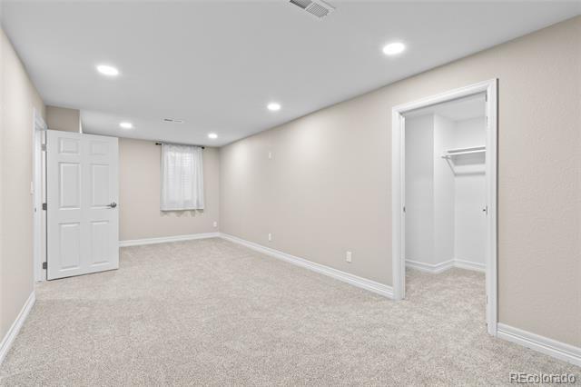 Building Photo - 2754 S Kenton Ct