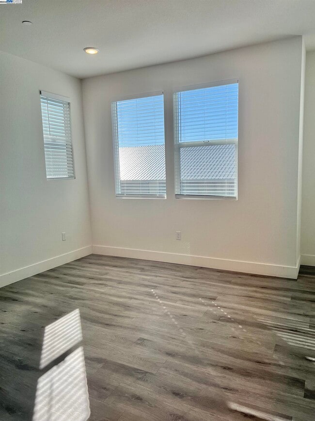 Building Photo - 1712 17th St