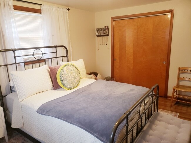 Building Photo - 3 Bedroom Ranch Style Home in Mount Joy!