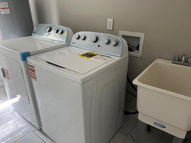 Building Photo - 5323 Forest Park Dr