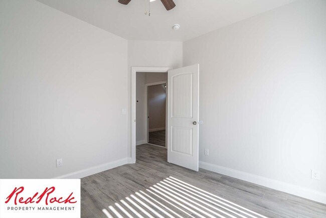 Building Photo - Single-Level Home in Hurricane With an Attached Casita!
